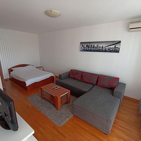 Apartment Tifani Belville Beograd Bagian luar foto