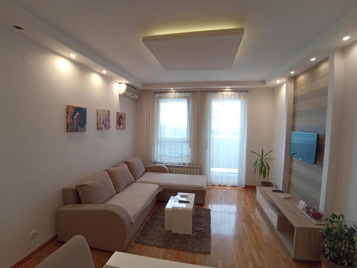 Apartment Tifani Belville Beograd Bagian luar foto